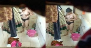 Beautiful Young Girl Nude In Bathroom Spy