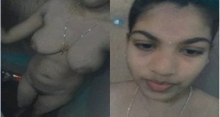 Sexy Mallu Girl Shows Her Nude Body