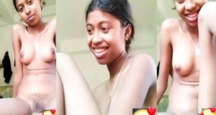 Desi Girl Showing To Lover